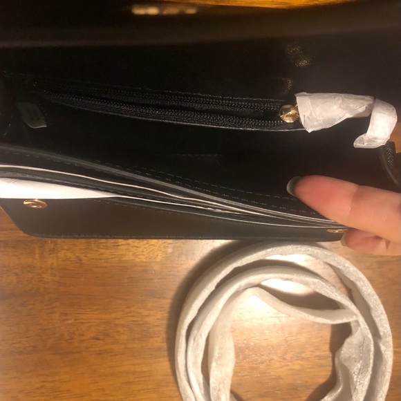 Tory Burch Emerson Mini Convertible Belt/Crossbody - Picture 10 of 12